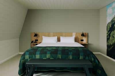 Deluxe Room - South