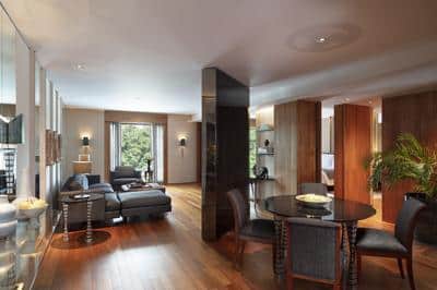 Club Premier Suite Living Room