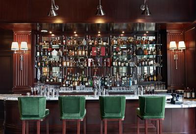 Manor Bar