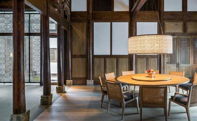 Four-Bedroom Antique Villa