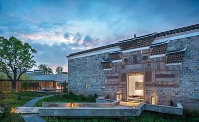 Five-Bedroom Antique Villa