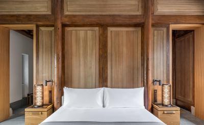 One-Bedroom Antique Pavilion / Two-Bedroom Antique Pavilion