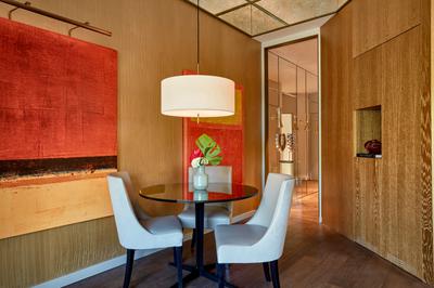 2-Bedroom Almanac Suite