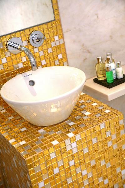 Majestic Suite - social bathroom