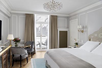 Signature Lake Double Room with Balcony
