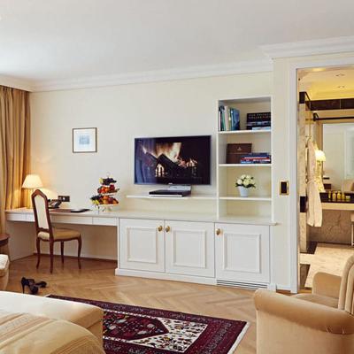 Lake Junior Suite