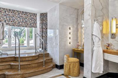 Hans Badrutt Suite