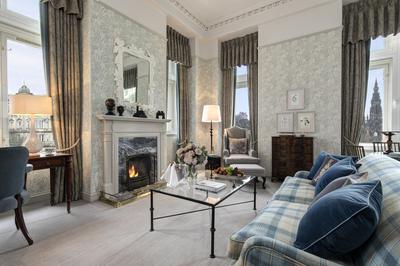 Castle View Suite