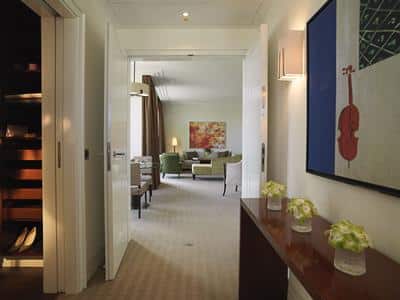 Lord Forte Suite