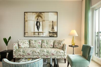 Signature Panoramic Suite