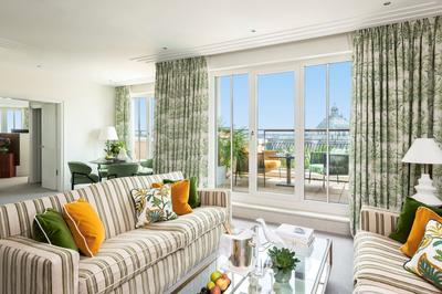 Lord Forte Suite