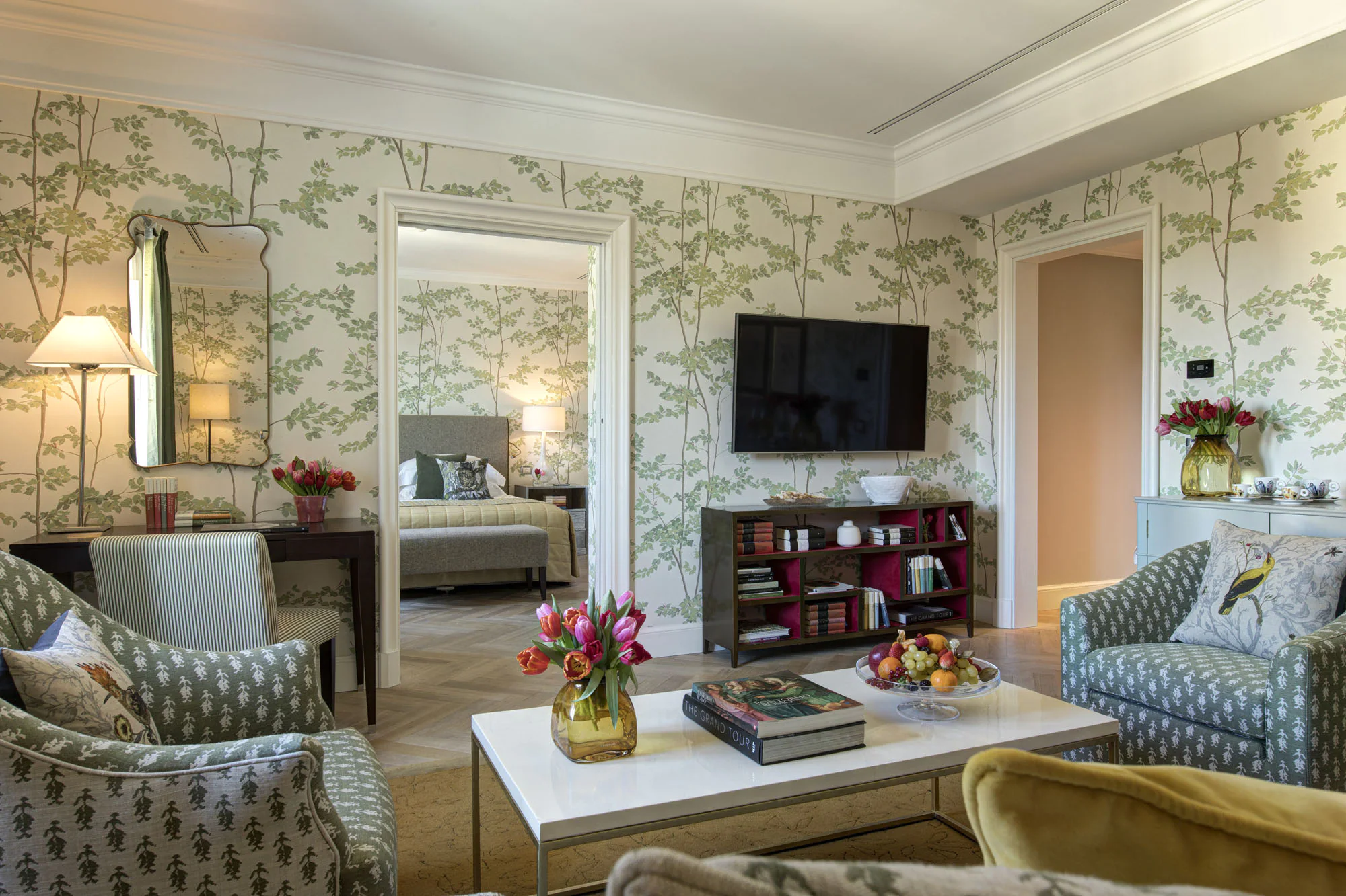 Deluxe Suite