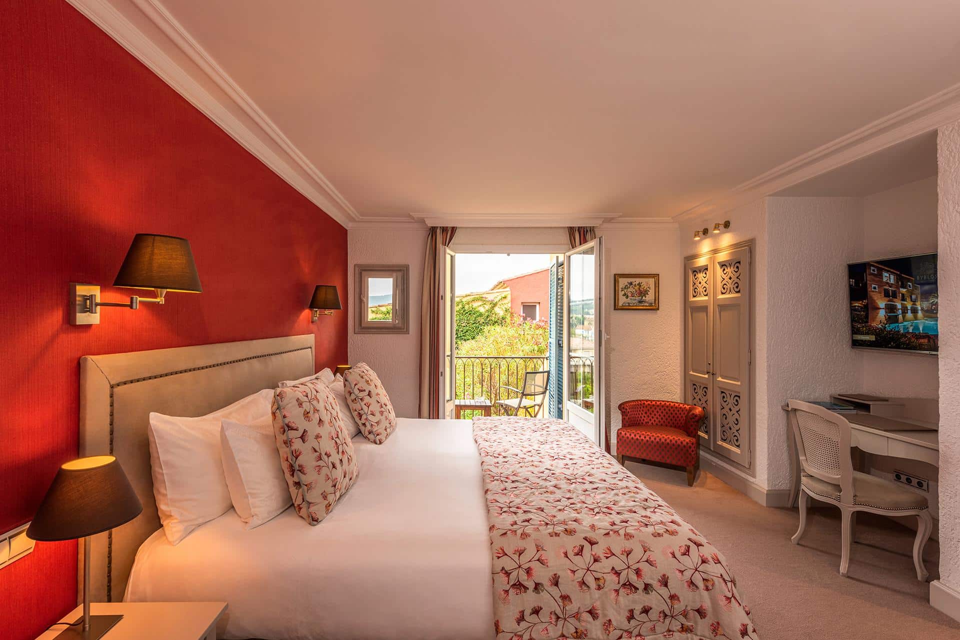 Deluxe Suite