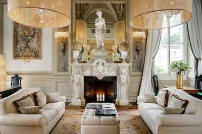 White Room