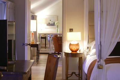 Hyde Suite