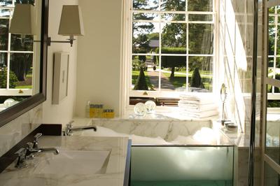 The Grove Suite