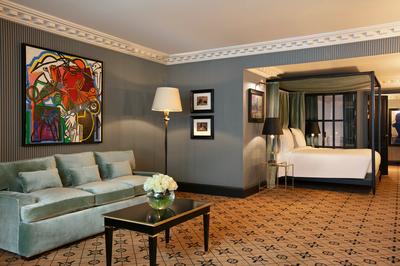 Signature Suite