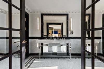 Parisian Suite