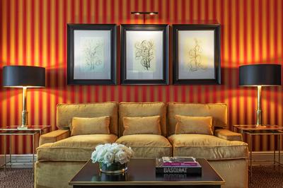 Signature Suite