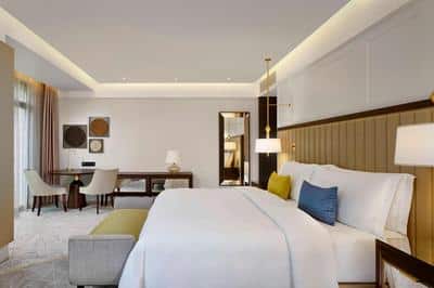 Grand Deluxe Room