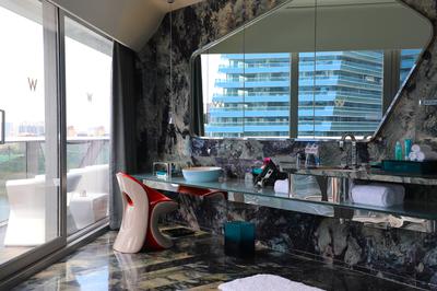 Wonderful Suite, 1 Bedroom Suite, 2 Double, Lake View, Balcony