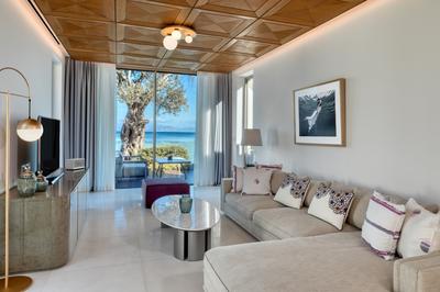 HRH Pearl Villa Living Room
