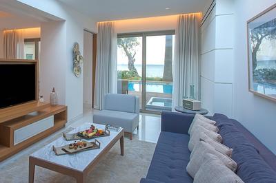 Pavilion Suite Sea View - Living Room