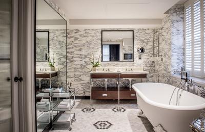 Luxury Studio Suite - Bathroom