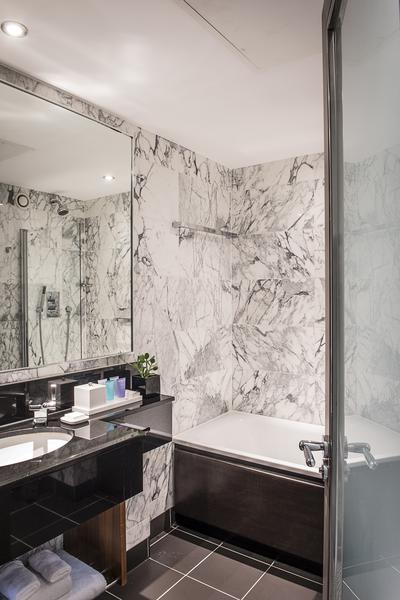 Classic Room -  Bathroom