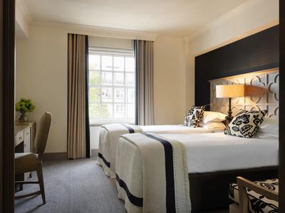 Classic Room - Twin Beds