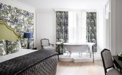 Deluxe Room - King Bed