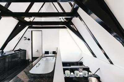 Duplex Room