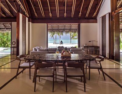 Grand Beach Villa with Pool