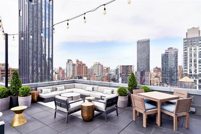 Arlo Rooftop