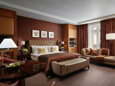 Deluxe Junior Suite
