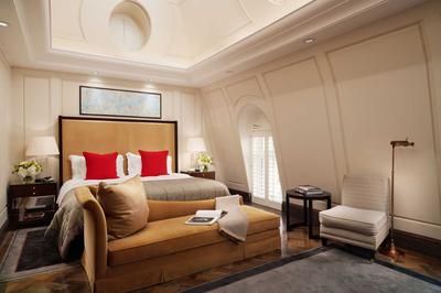 Whitehall Penthouse