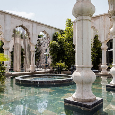 Palais Namaskar image