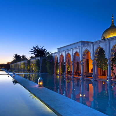 Palais Namaskar image
