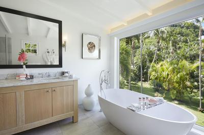 Tropical Suite / Garden Bungalow
