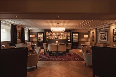 Vault Bar