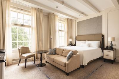 Premier Room