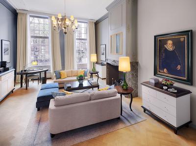 Van Loon Suite