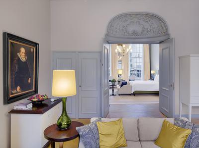 Van Loon Suite