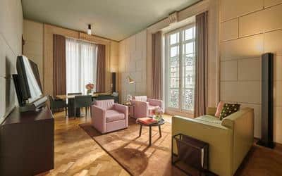 Grand Regent Suite