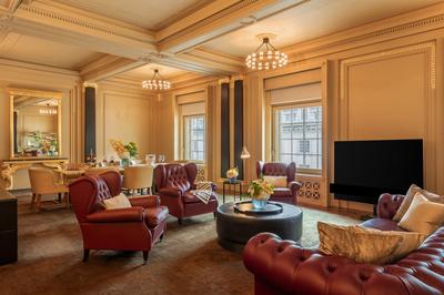 Royal Suite 2-Bedroom