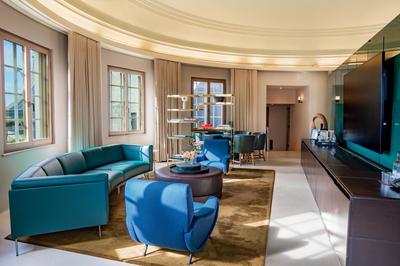 Dome Penthouse 3-Bedroom