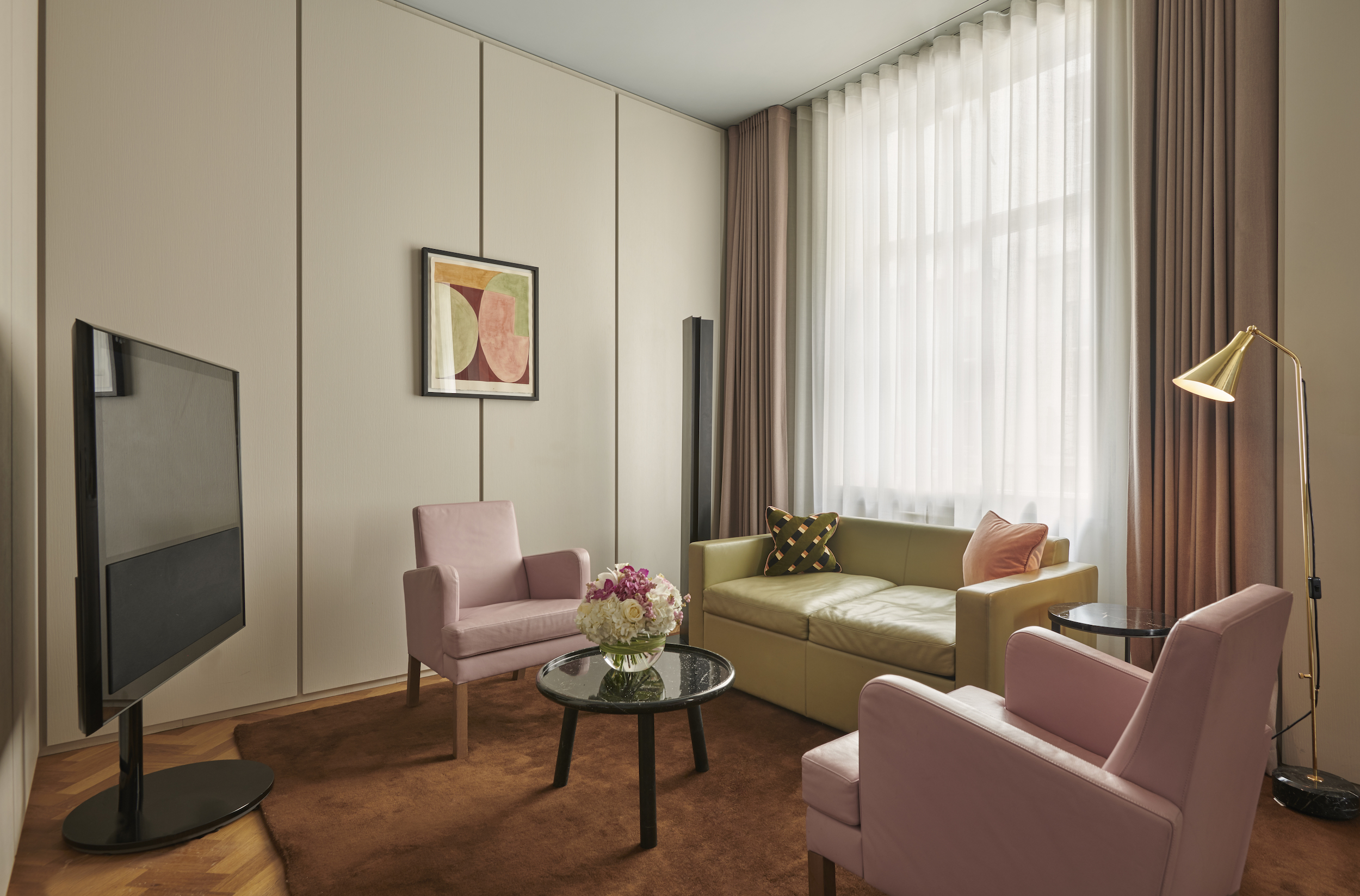 Deluxe Suite
