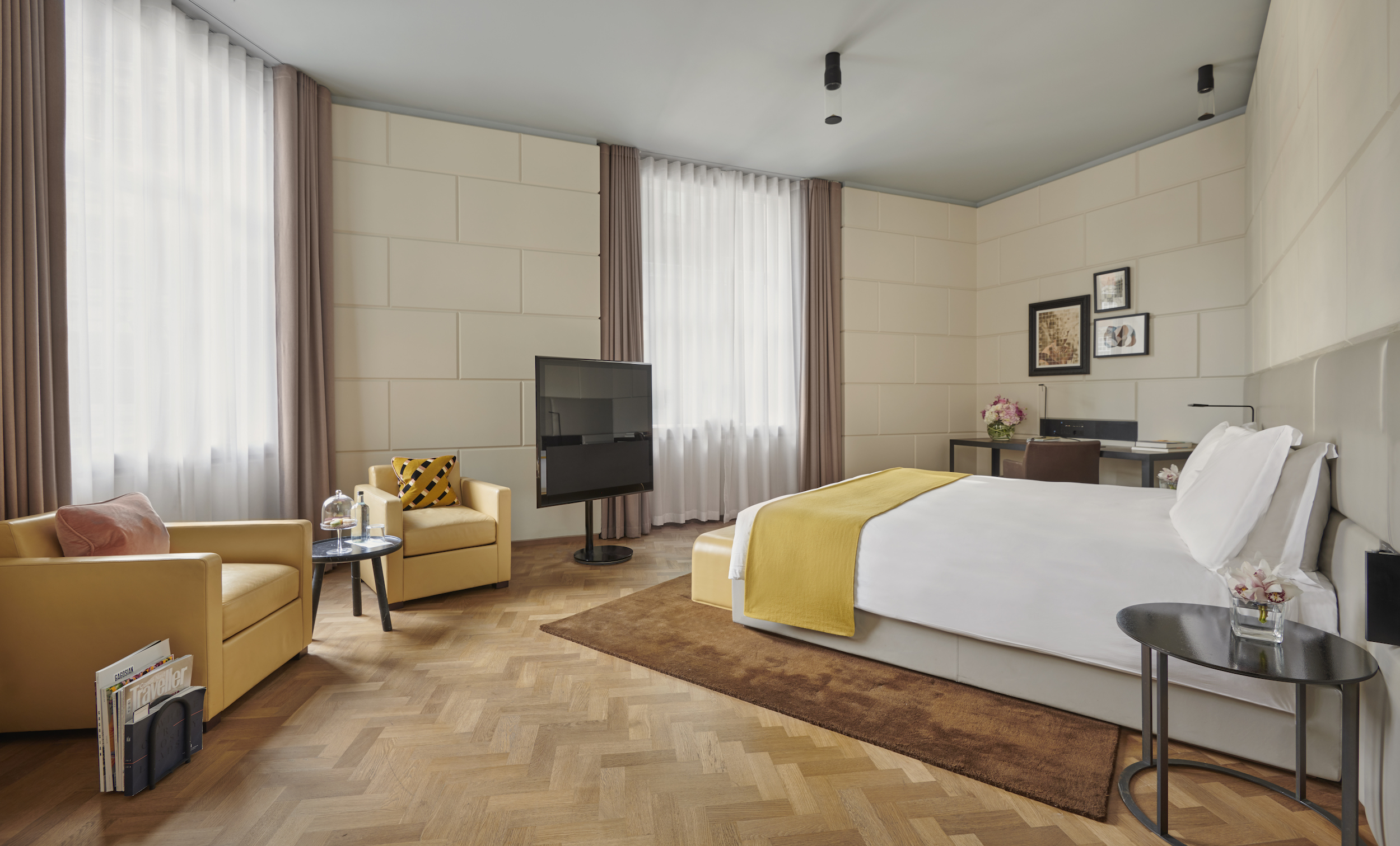 Deluxe Suite