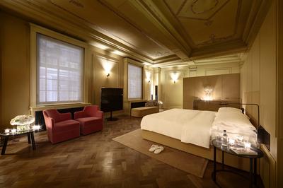 Celestine Suite