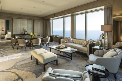 Specialty Suite